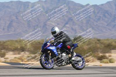 media/Oct-30-2025-Racers Edge (Thu) [[dabbdaf680]]/3-B Group/Session 4 (Turn 9 Side)/